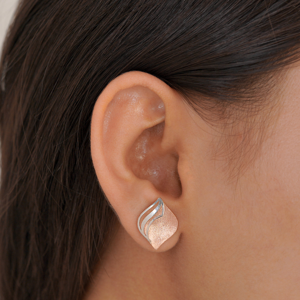 Rose Gold Minimal Stud Earrings (2.240 Gram)