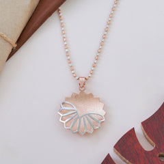 Rose Gold Pendant With Chain (7.150 Gram)